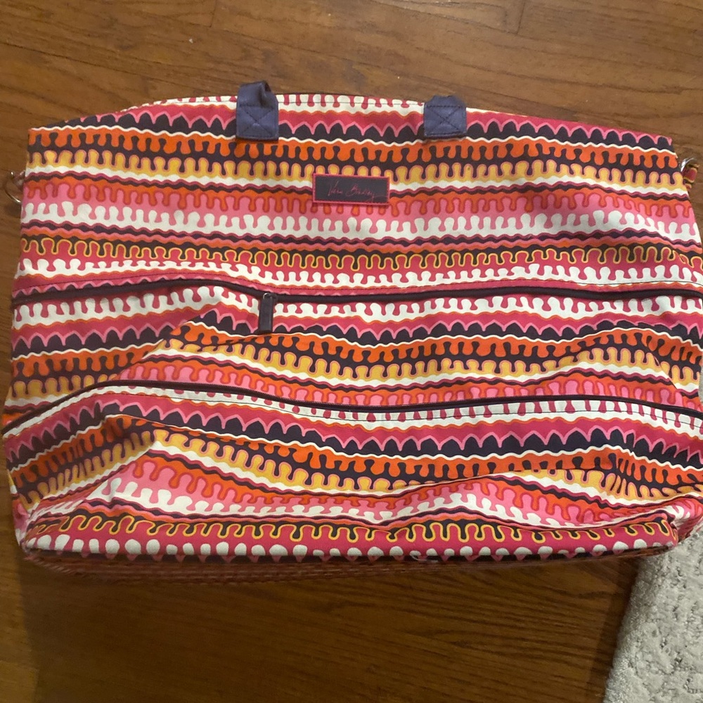 Vera Bradley expandable travel bag